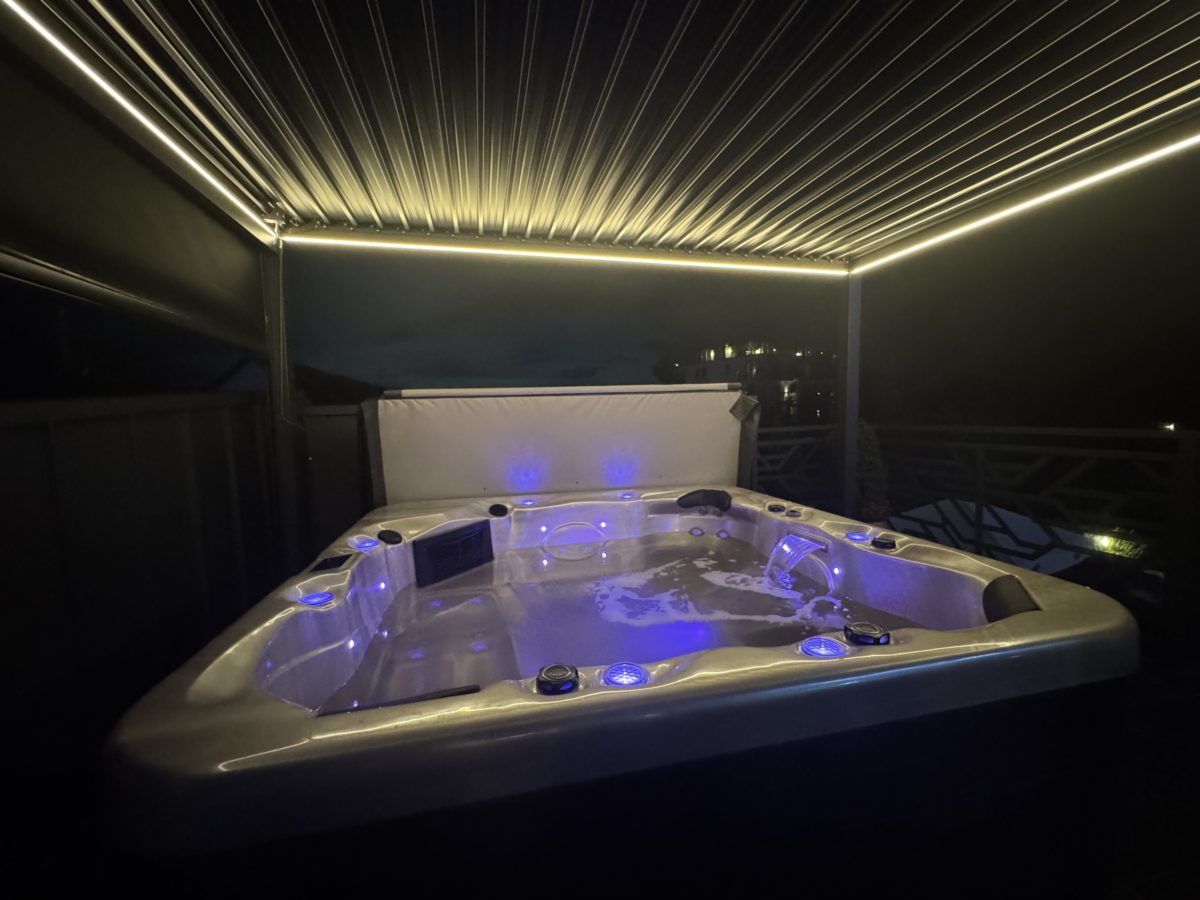 Jacuzzi